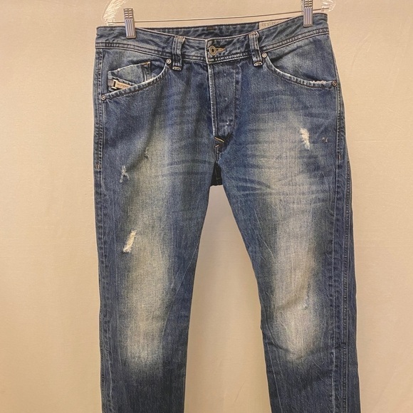 Diesel 32 x 26.5 Darron Cutoff Men’s Jeans Distressed Button Fly Logo Raw Hem - Picture 15 of 16